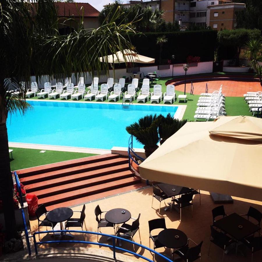 Hotel Village Marina Capaccio Buitenkant foto