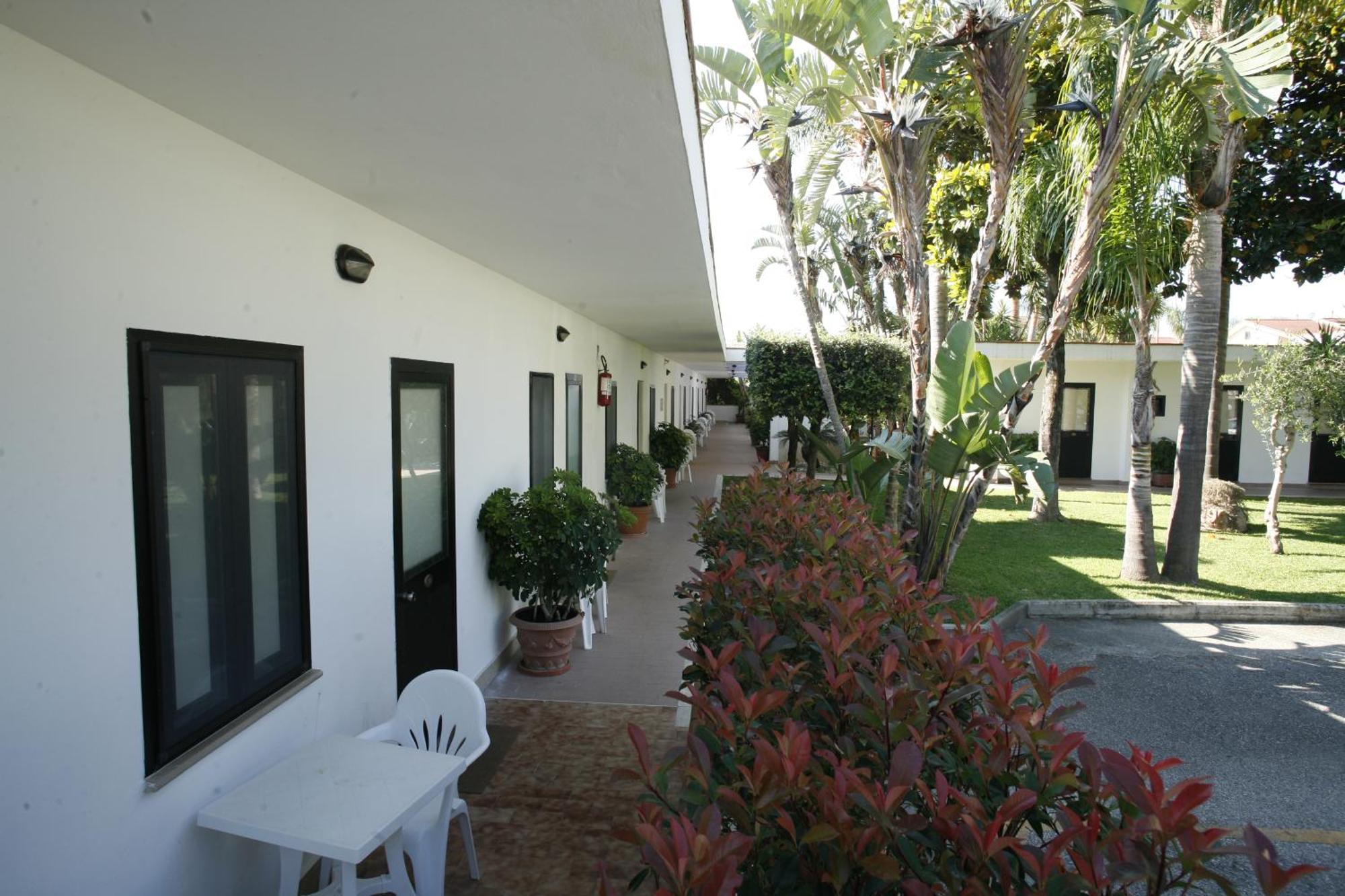Hotel Village Marina Capaccio Buitenkant foto