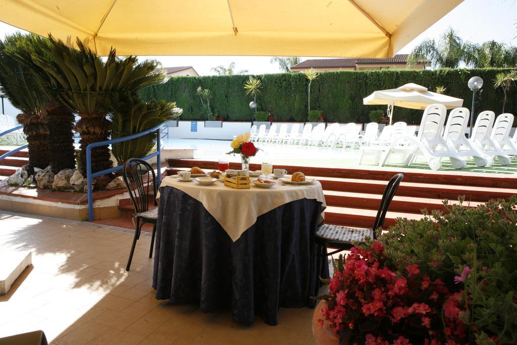 Hotel Village Marina Capaccio Buitenkant foto